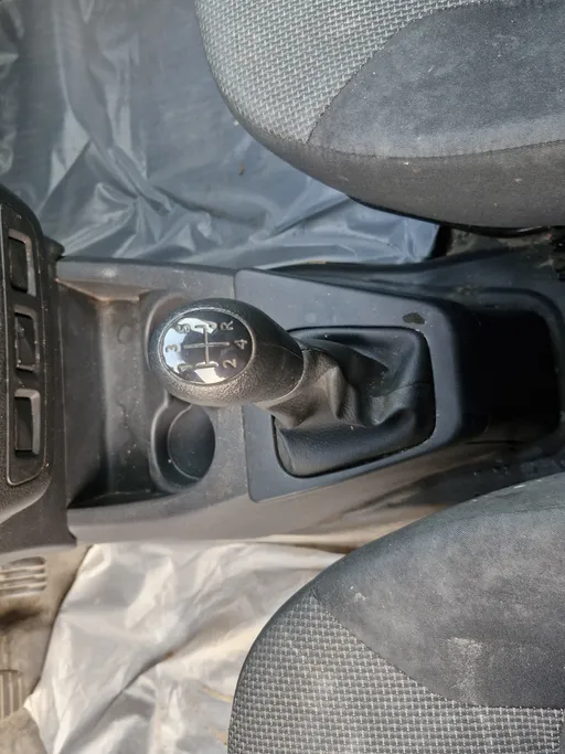 2021 Renault Docker Van بضاعة 