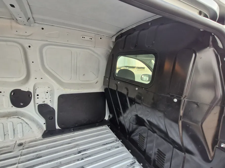 2021 Renault Docker Van بضاعة 