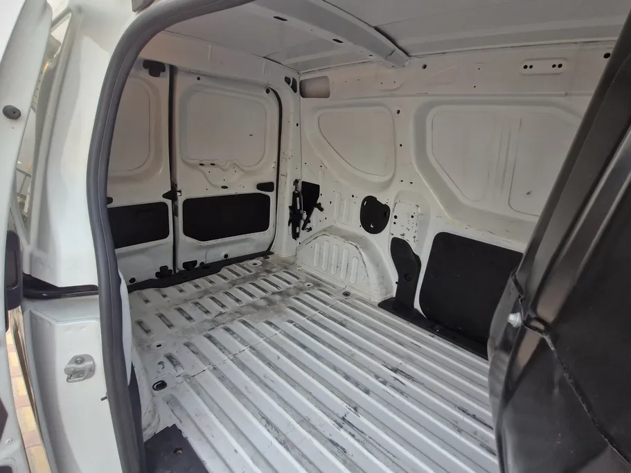2021 Renault Docker Van بضاعة 
