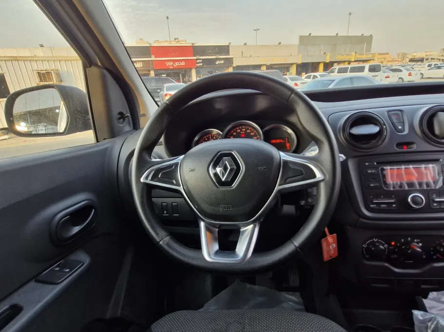 2021 Renault Docker Van بضاعة 