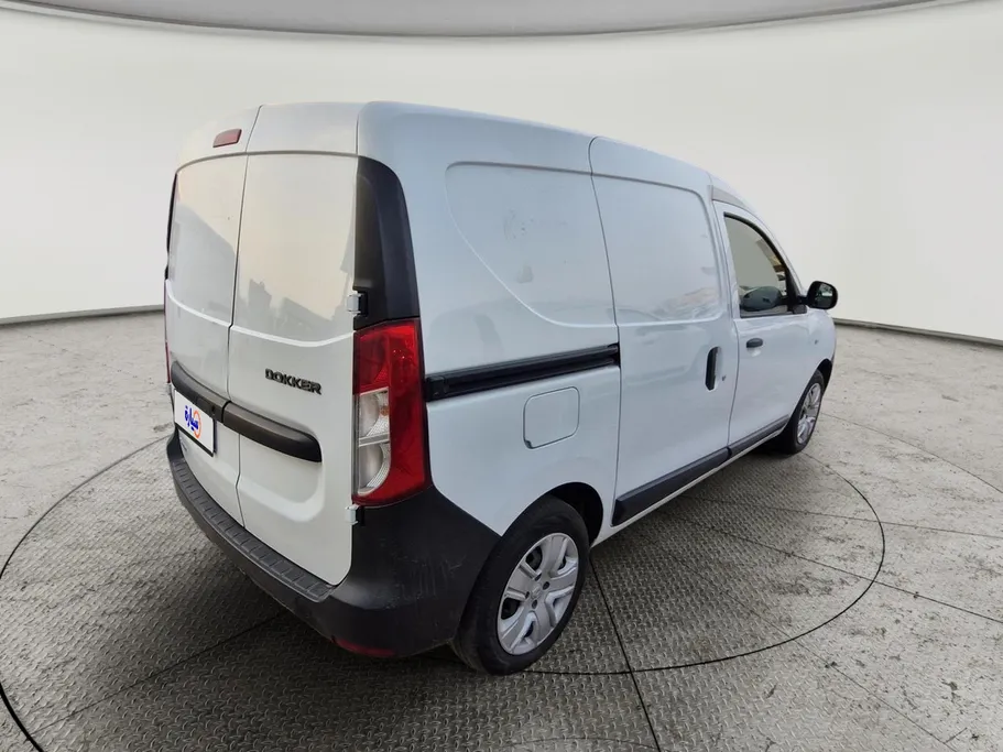 2021 Renault Docker Van بضاعة 