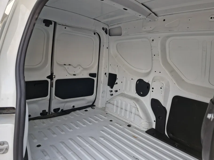 2020 Renault Docker Van بضاعة 