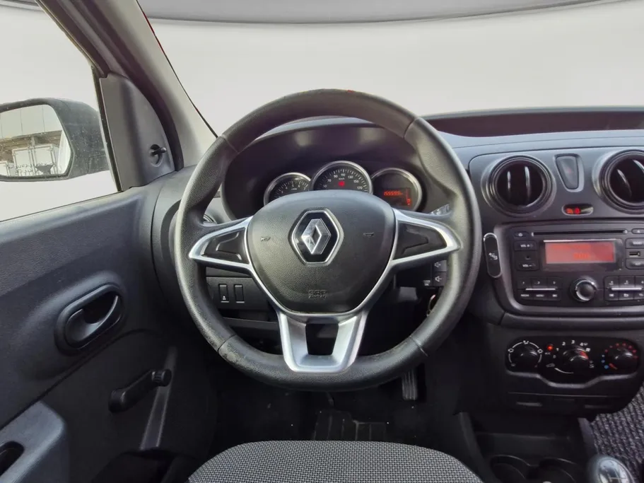 2020 Renault Docker Van بضاعة 