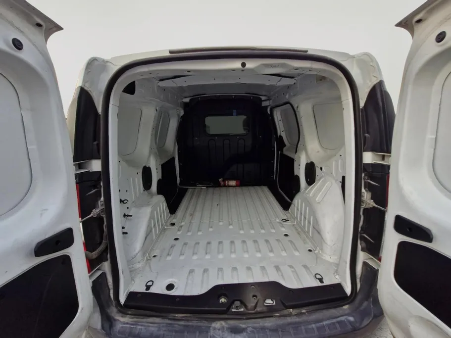 2020 Renault Docker Van بضاعة 