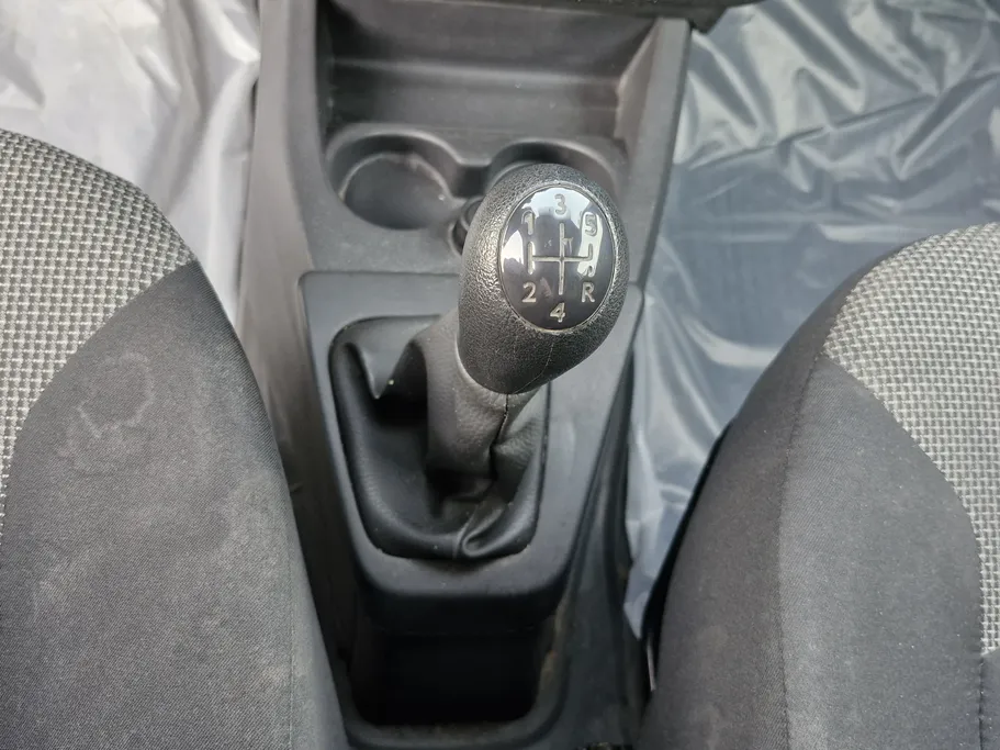 2021 Renault Docker Van بضاعة 