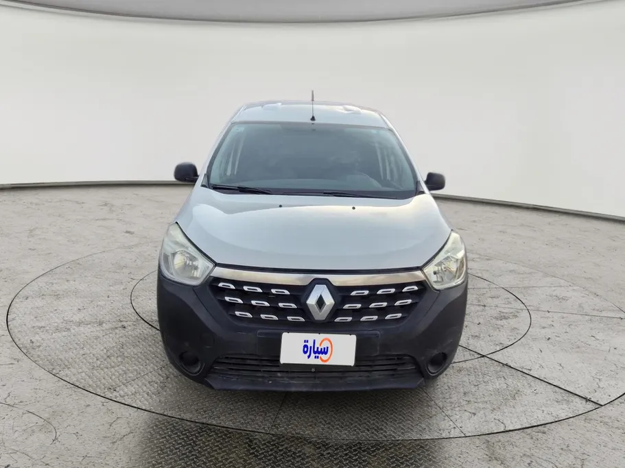 2020 Renault Docker Van بضاعة 