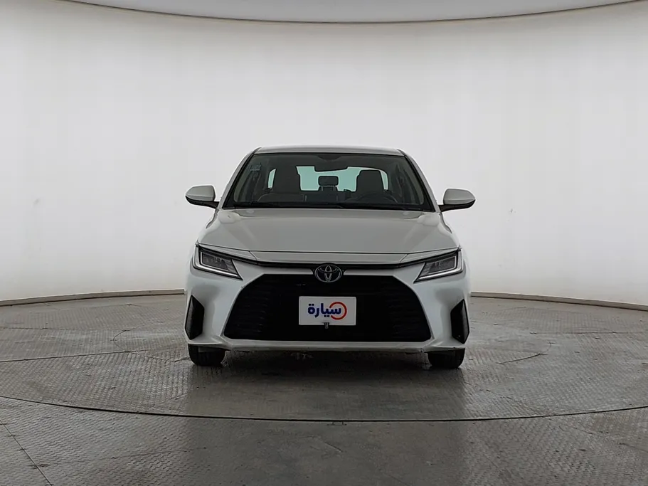 2023 Toyota Yaris  Y 