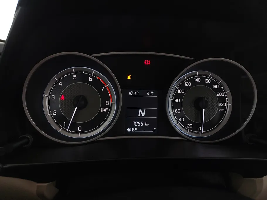 سوزوكي ديزاير GL 2022 