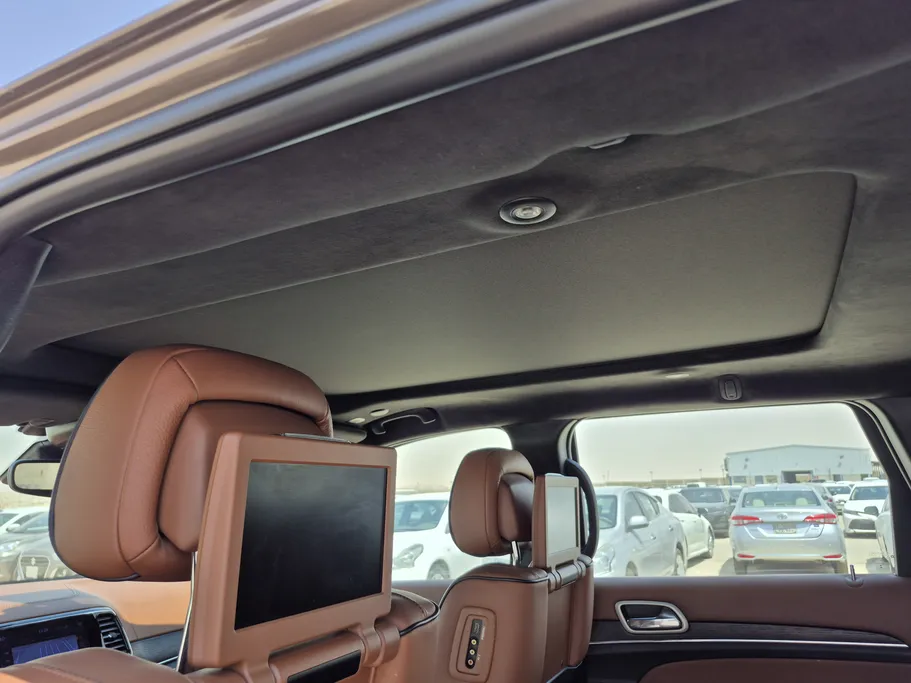 2020 Jeep Grand Cherokee ساميت 