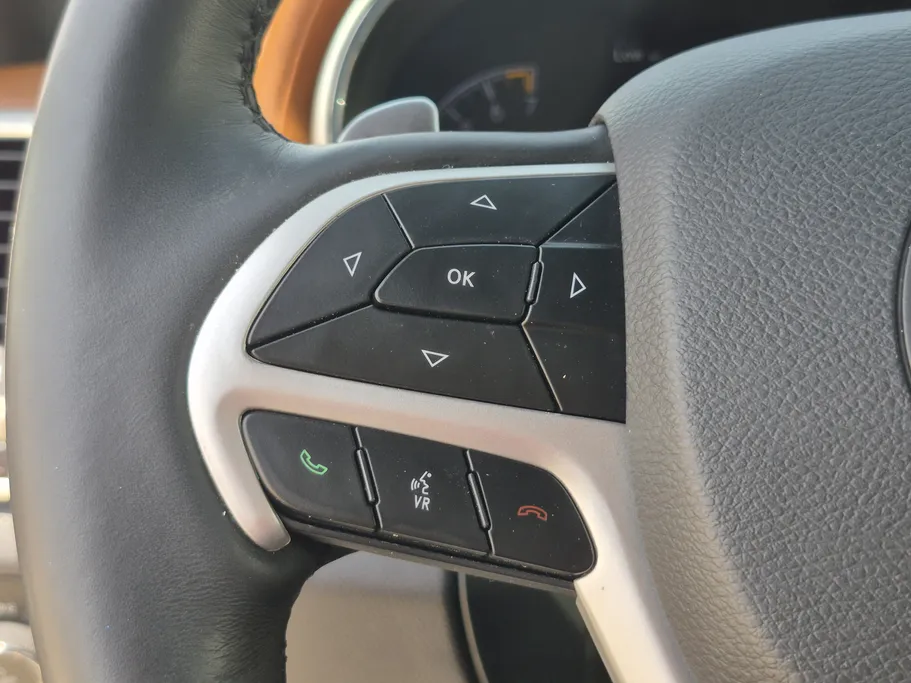 2020 Jeep Grand Cherokee ساميت 