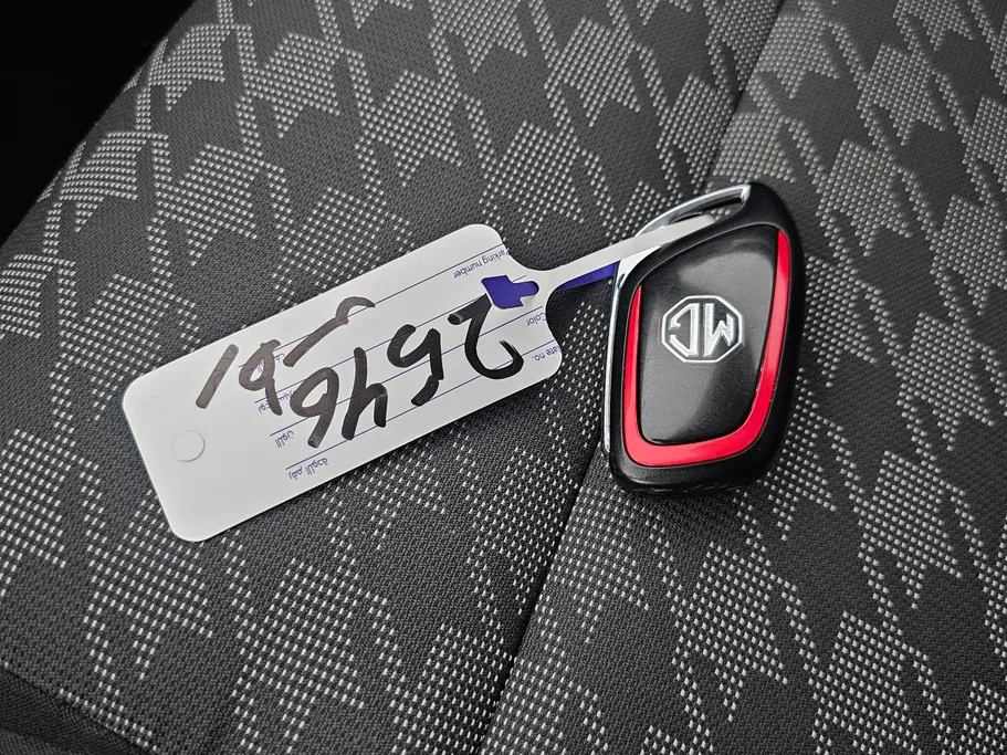 2023 MG ZS STD 