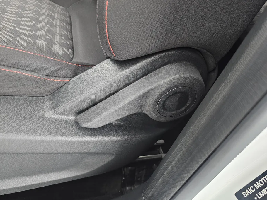 2023 MG ZS STD 