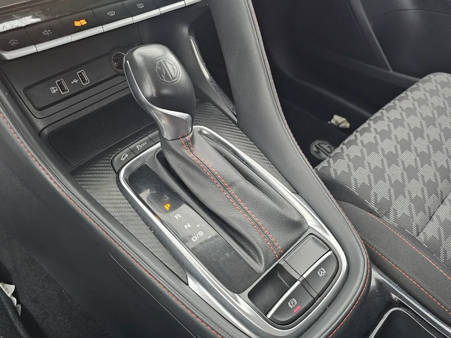 2023 MG ZS STD 