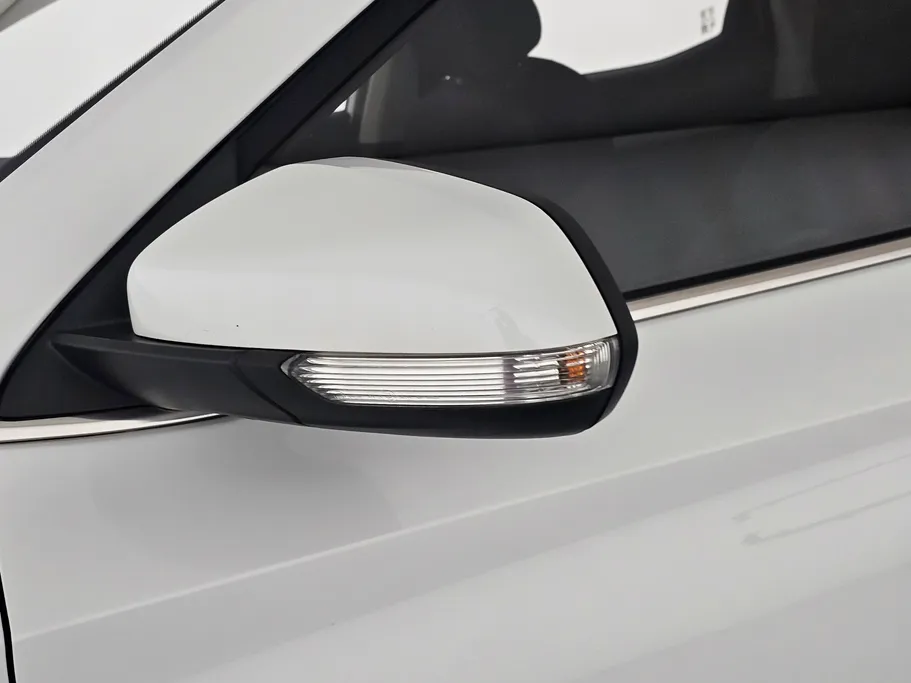 2023 MG ZS STD 