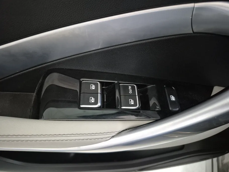 2023 Chevrolet Captiva LT 