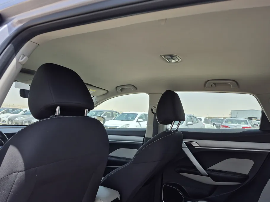 2023 Geely Coolray Basic GS 