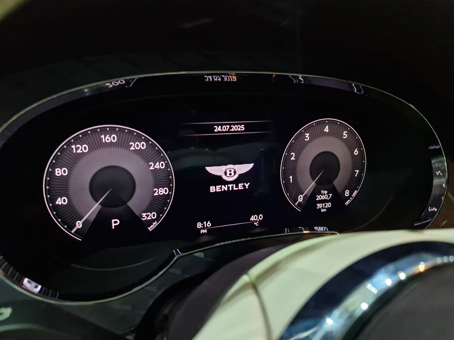 2022 Bentley Bentayga  
