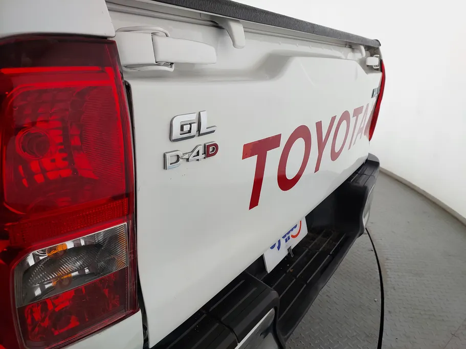 2020 Toyota Hilux GL 