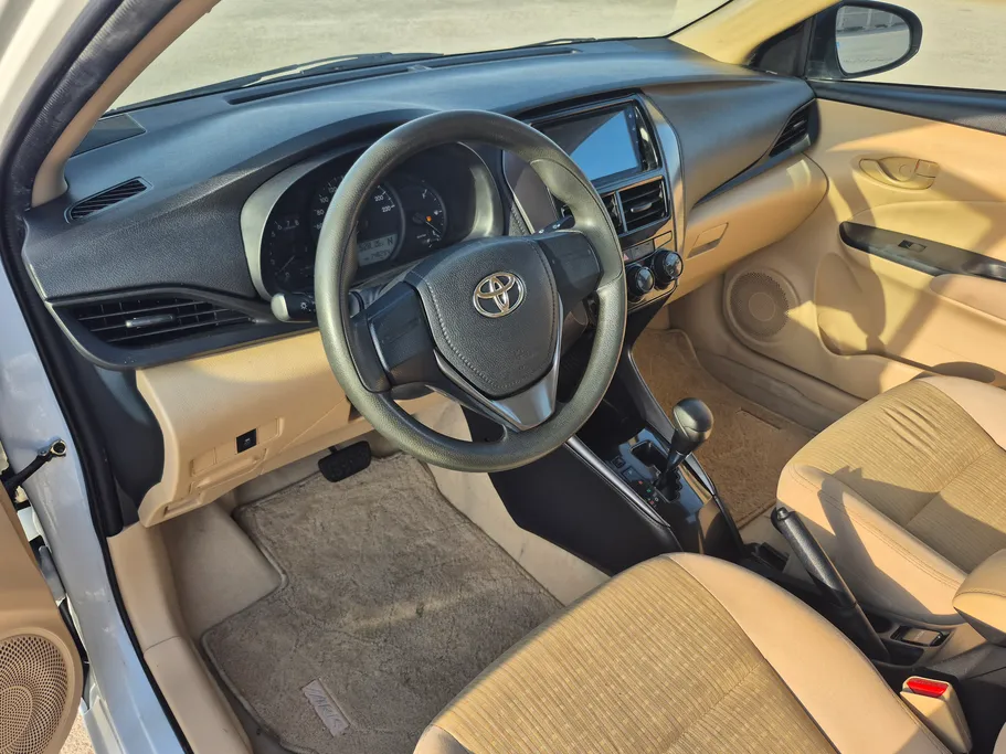 2022 Toyota Yaris  Y 
