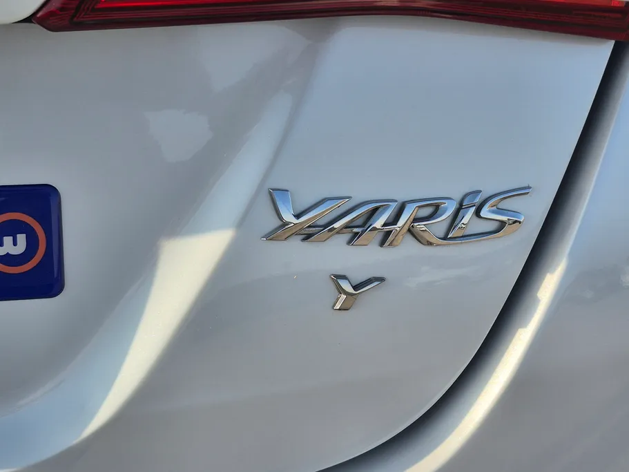 2022 Toyota Yaris  Y 