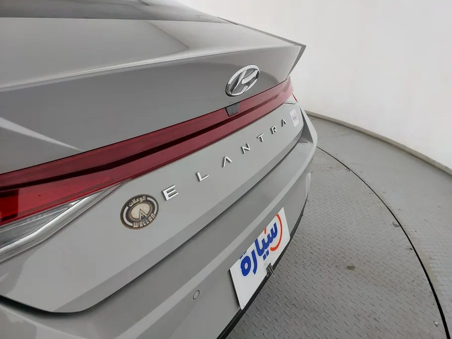 2021 Hyundai Elantra Smart 