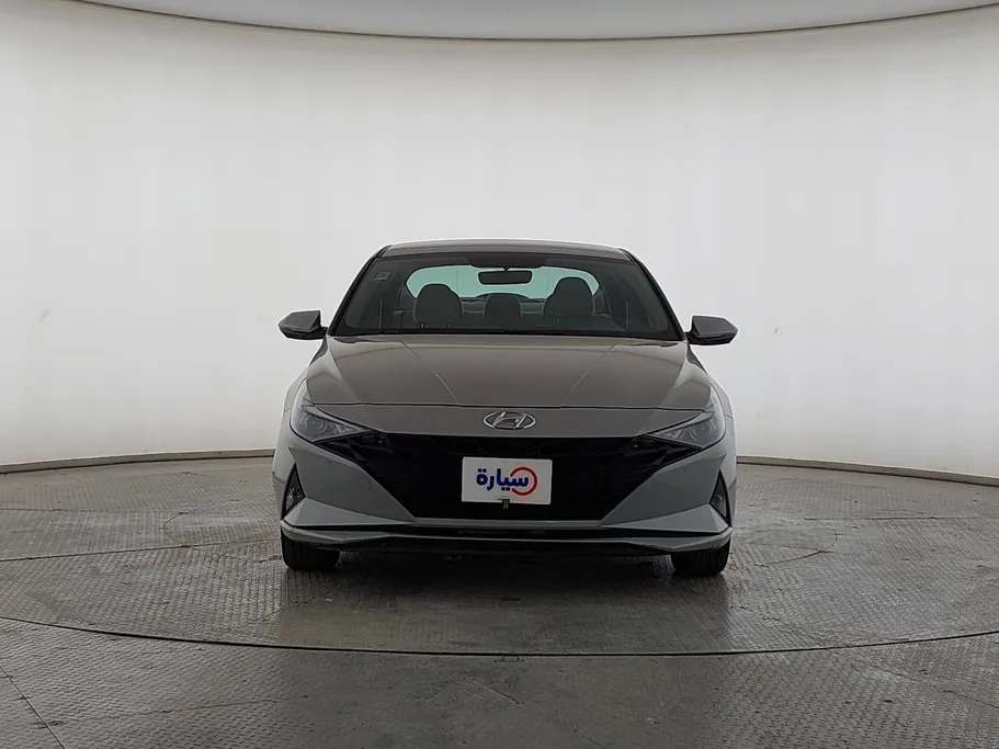 2022 Hyundai Elantra Smart 