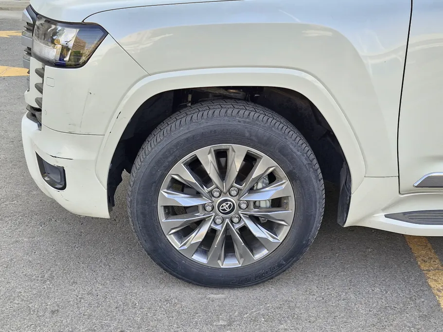 تويوتا لاندكروزر GXR4 2022 