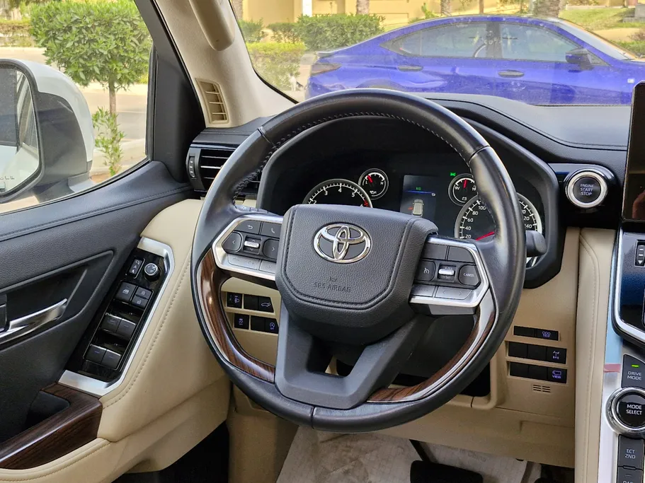 تويوتا لاندكروزر GXR4 2022 