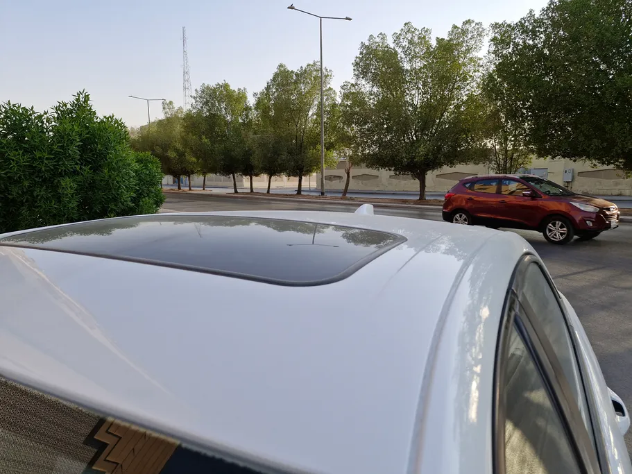 2020 Ford Escort Titanium 