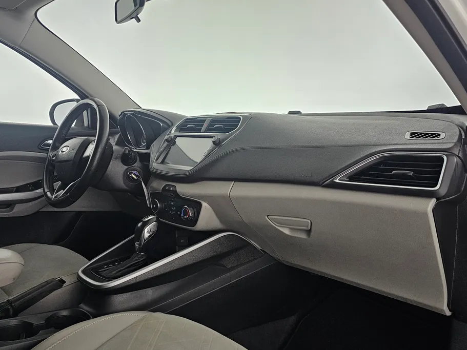 2020 Ford Escort Trend 