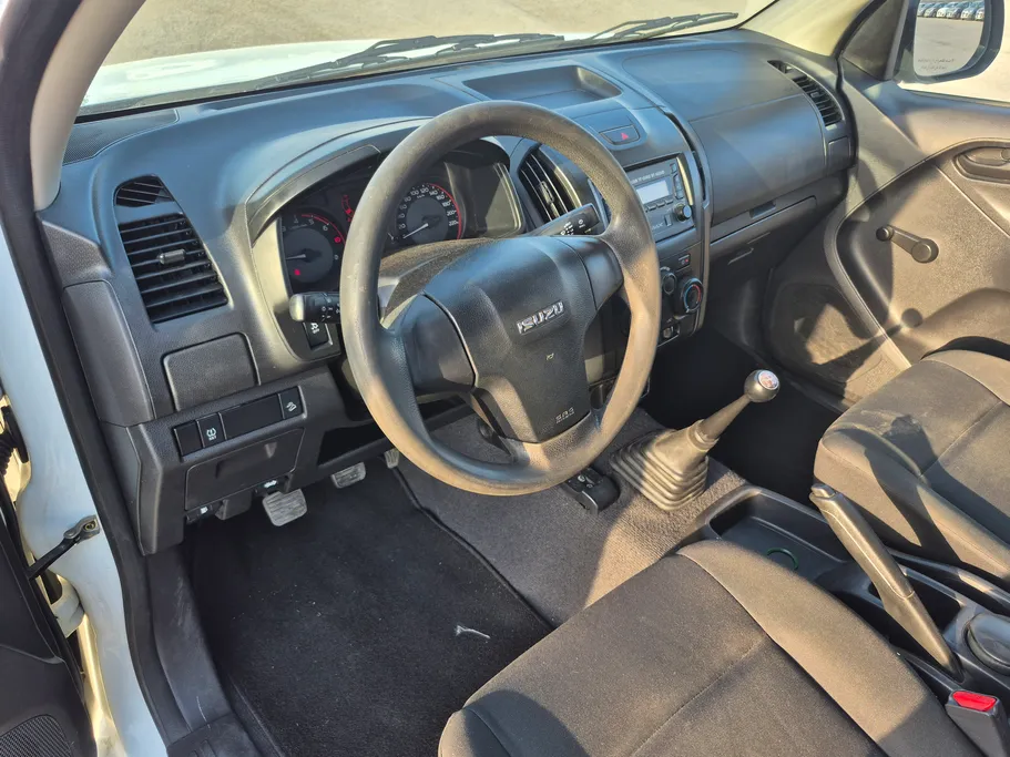 2021 Isuzu D-max DC 4x2 Diesel 