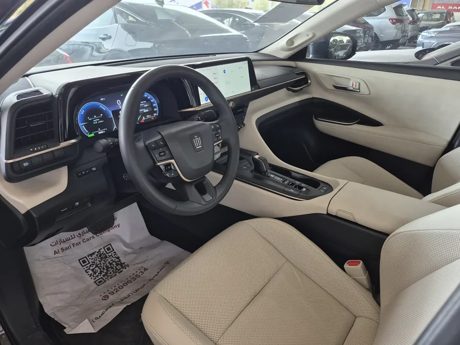 2023 Toyota Crown Premium 