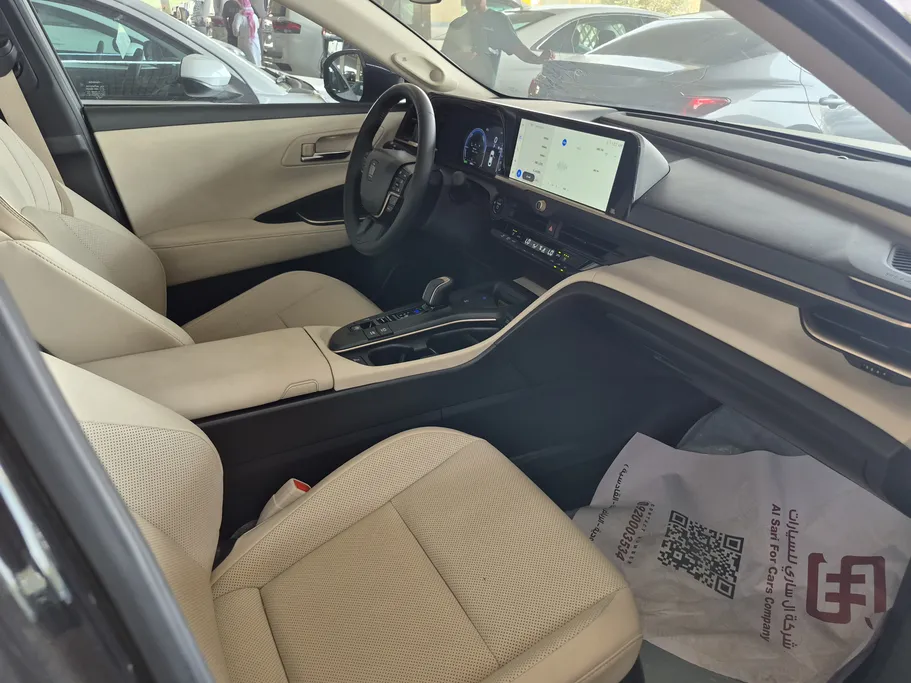 2023 Toyota Crown Premium 
