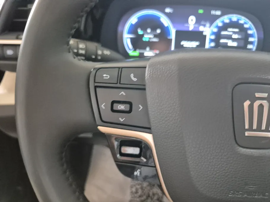 2023 Toyota Crown Premium 