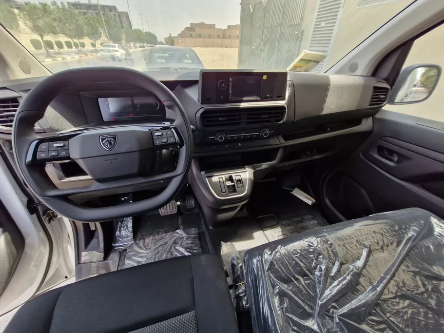 بيجو إكسبرت VAN 2025 