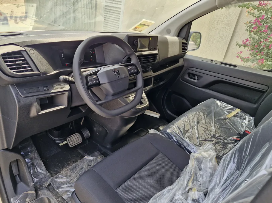 بيجو إكسبرت VAN 2025 