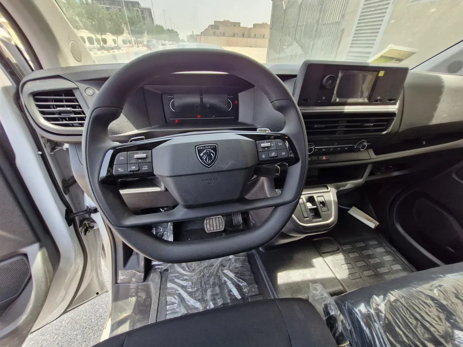 بيجو إكسبرت VAN 2025 