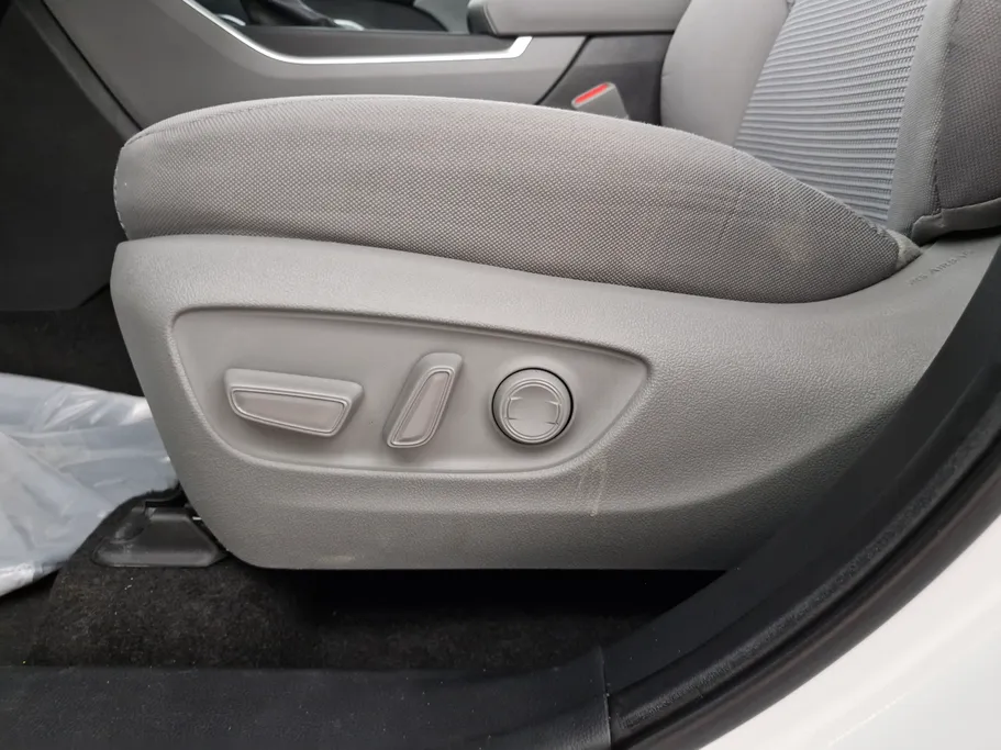 2023 Toyota Highlander GLE 