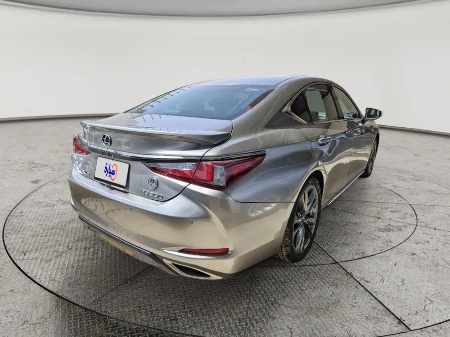 لكزس ES 350 2020 