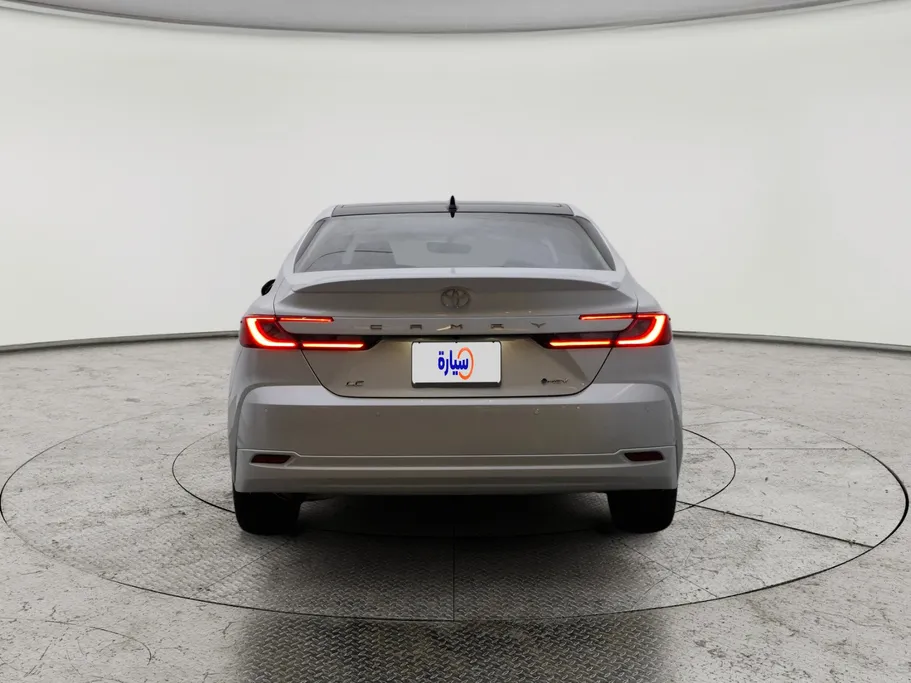 2025 Toyota Camry  LE HEV 