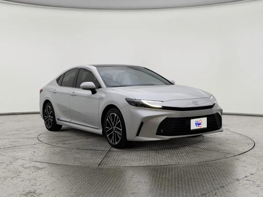 2025 Toyota Camry  LE HEV 