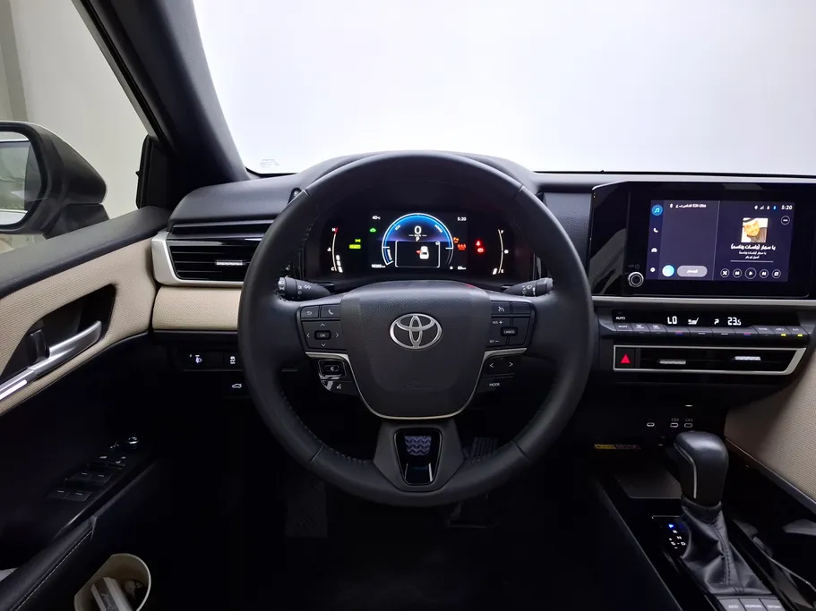 2025 Toyota Camry  LE HEV 