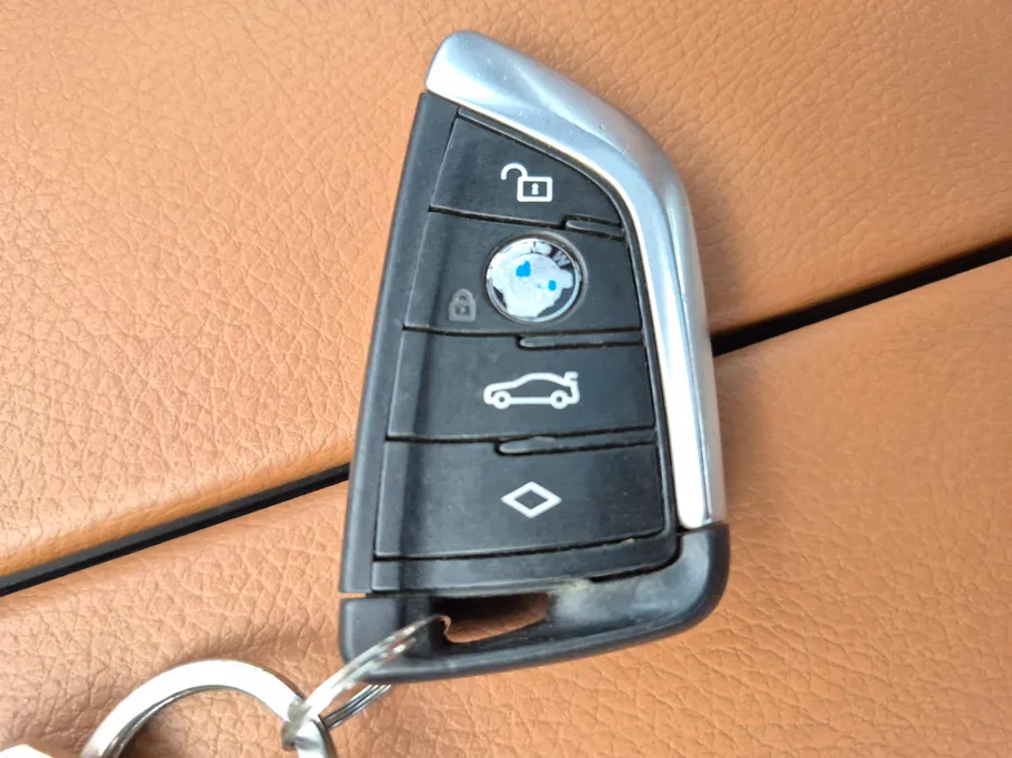 2020 BMW 5 Series 520i 