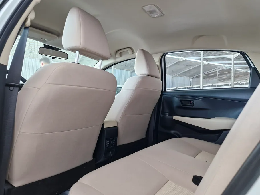 2023 Toyota Yaris  Y 