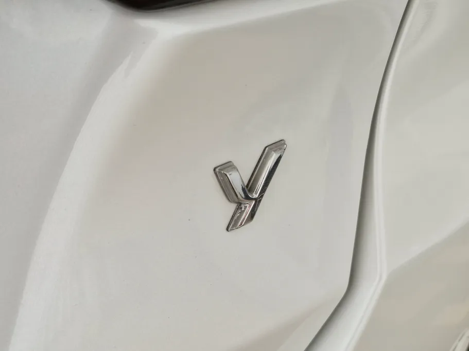 2023 Toyota Yaris  Y 