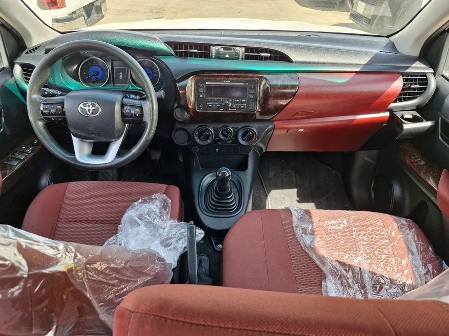 2020 Toyota Hilux GLX 