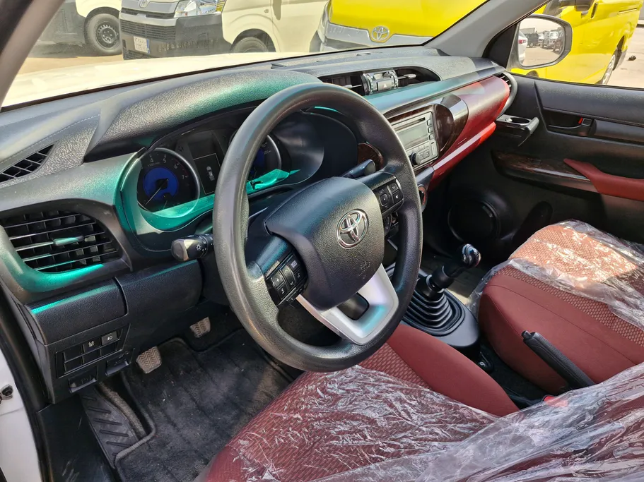 2020 Toyota Hilux GLX 