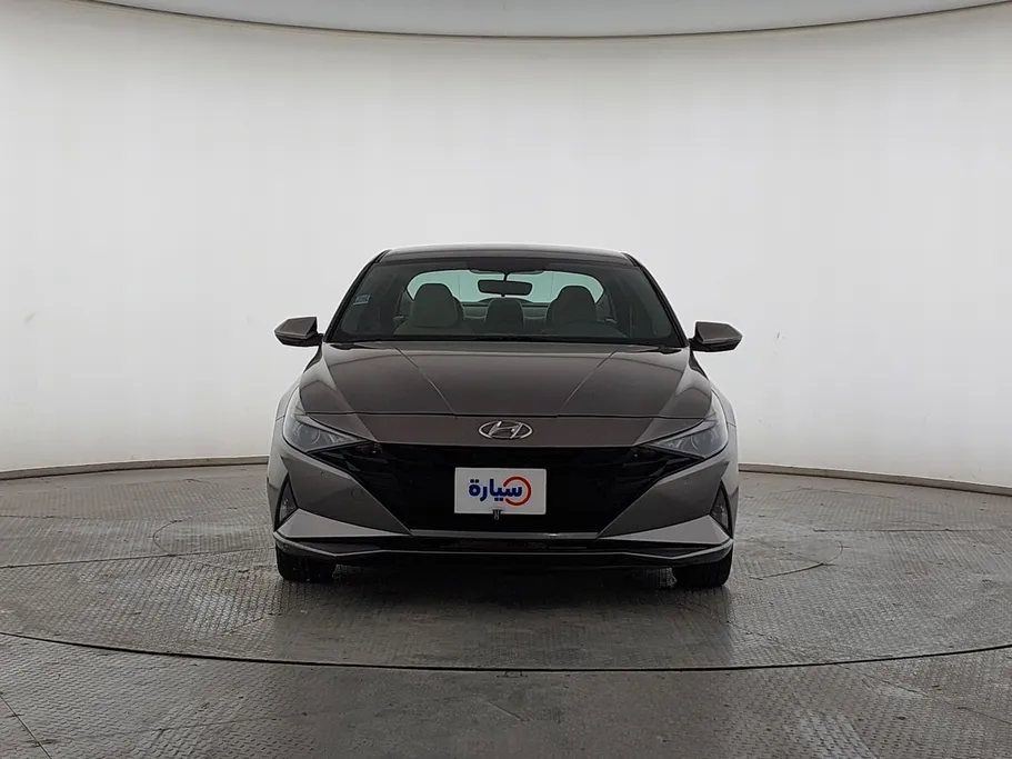 2022 Hyundai Elantra Smart 