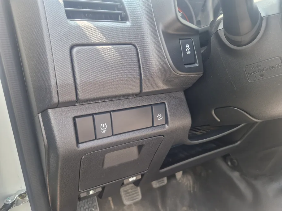 2023 Isuzu D-max SC 4x2 
