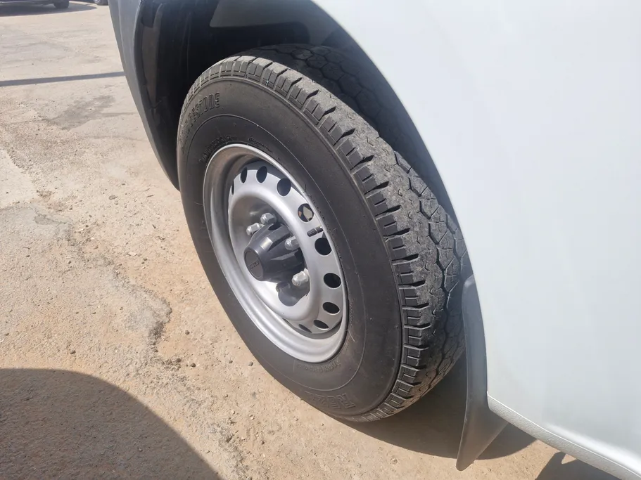 2023 Isuzu D-max SC 4x2 